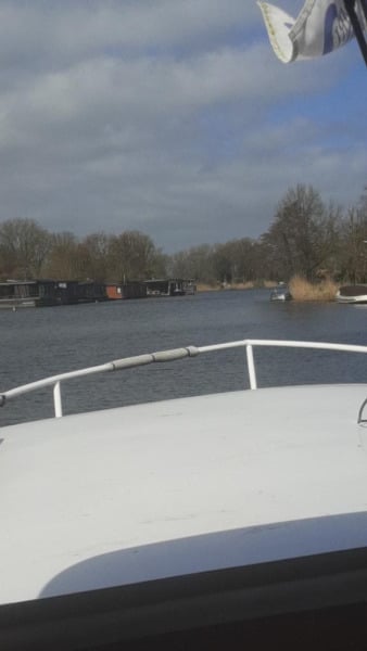 Troosteloos-weertje-tijdens-het-varen